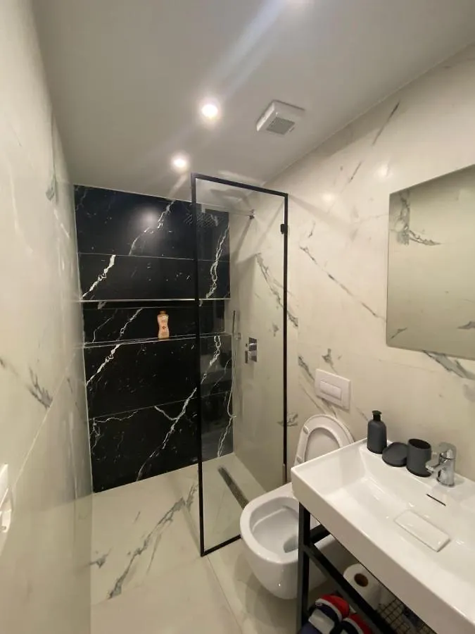 Artificial Lake Apartaments Tirana Apartment